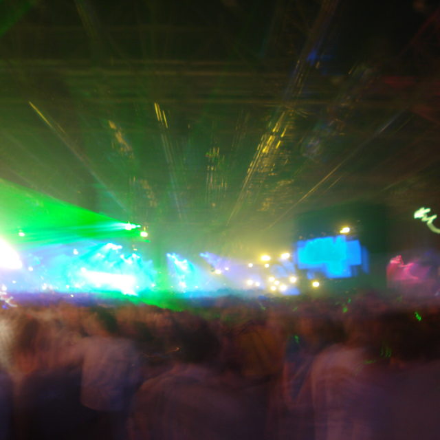 https://www.ultimate-house-records.com/wp-content/uploads/2021/12/DSC06402-640x640.jpg